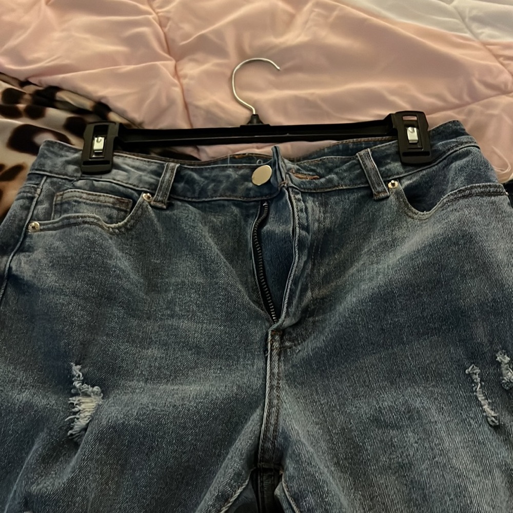 Faux Pearl embellished jeans - Picture 2 of 2